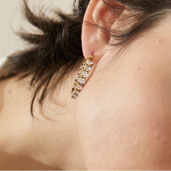 ◾️Luxury 18K Gold Plated Marquis 3A CZ Crystal Hoop Earrings - Picture 6 of 9